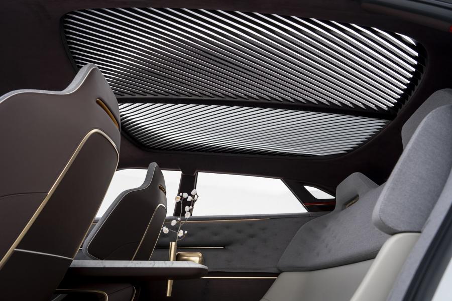 Интерьер Infiniti QX Inspiration 2019 года  (фото 127 из 159)
